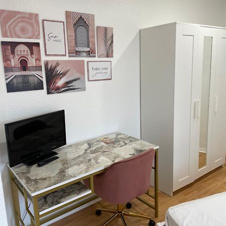 Pension An Der Hessenhalle Gießen Eksteriør bilde